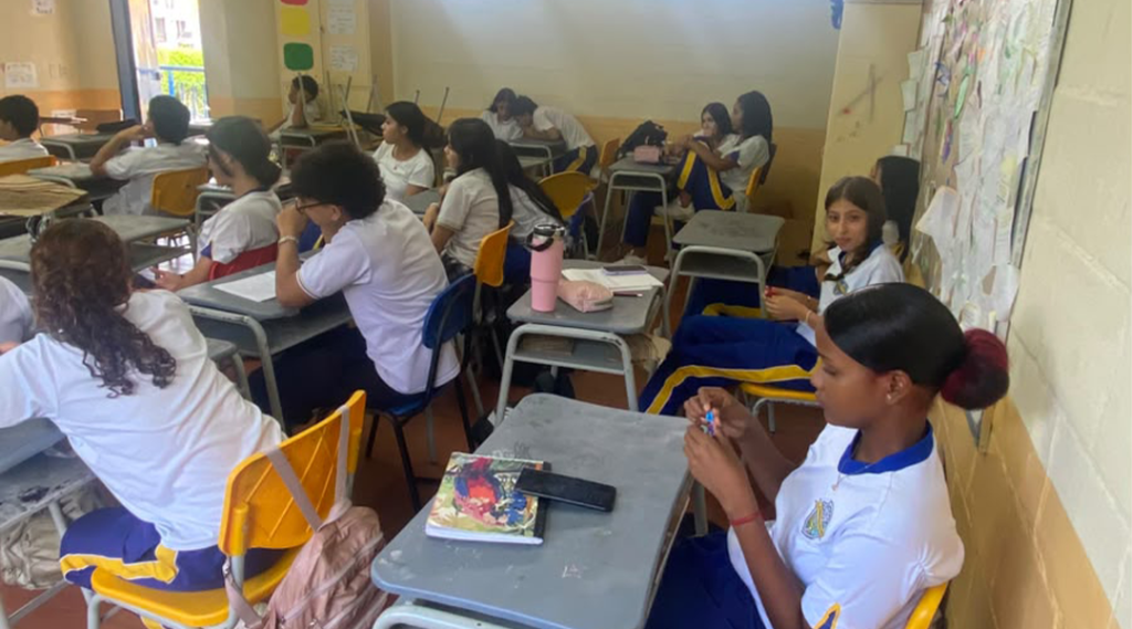 Estudiantes exploran el diseño urbano a través del dibujo digital y la inteligencia artificial