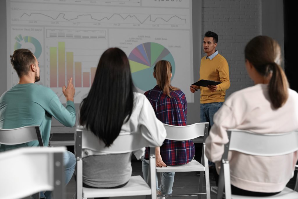 ¿Por qué estudiar Economía?